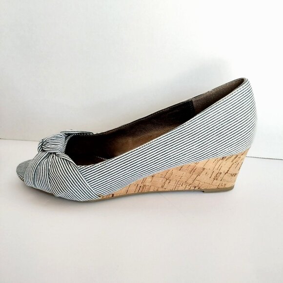 Moda Reflex Cork Wedge Peep Toe Shoes 9.5M Navy White Stripe Fabric New - Picture 4 of 9